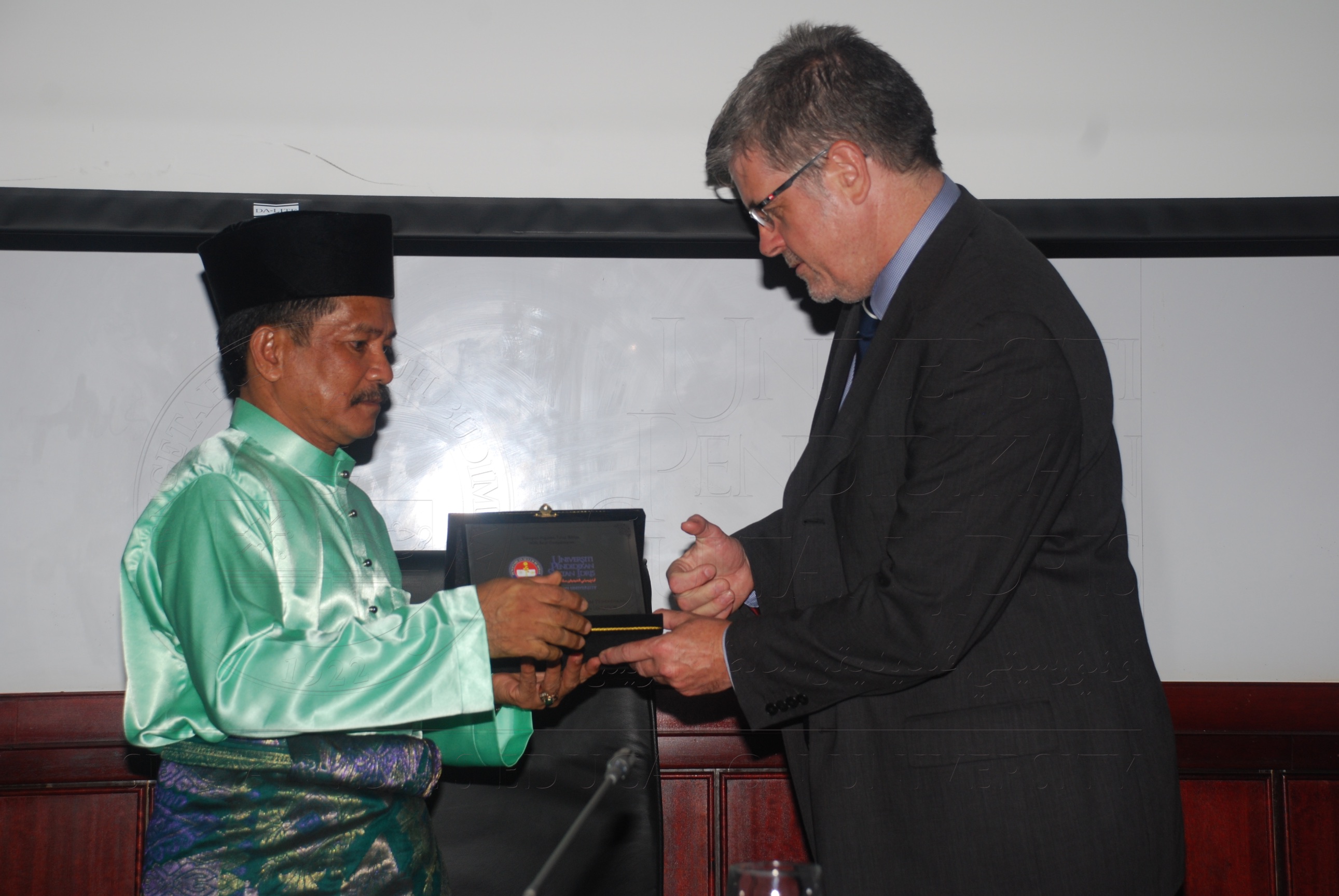 PRO15 134 LOI DSC 0672